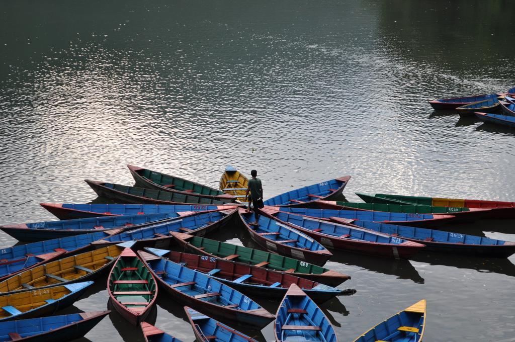 Dahlia Boutique Hotel Pokhara Exterior foto